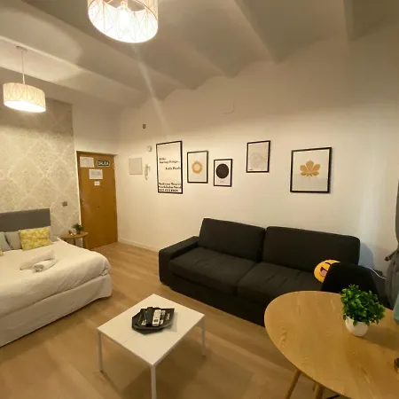 Ferienwohnung Santa Ana'S Charming Flat Madrid Exterior foto